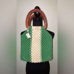 🔥NEW🔥 RARE SHIRALEAH Chicago EMI Green/Cream Crochet Cherry Wood Handle Bag NWT
